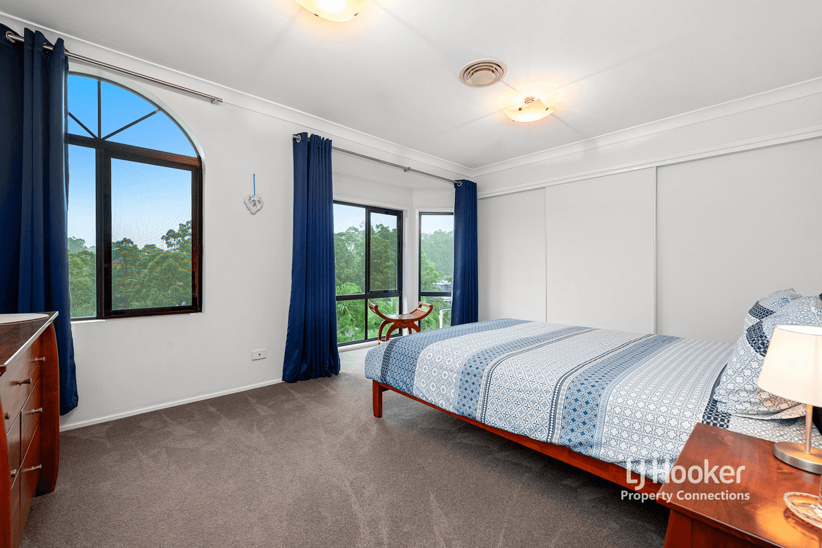 153 Saraband Drive, Eatons Hill, QLD 4037
