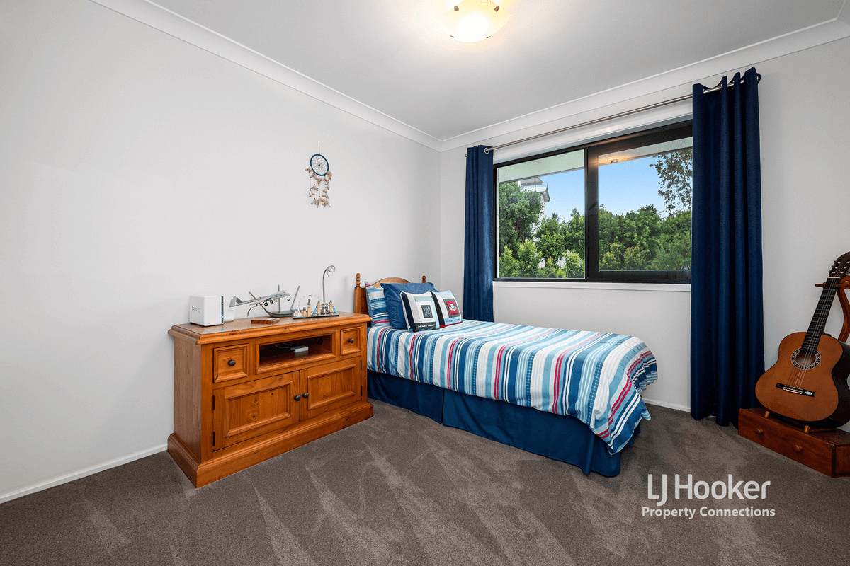 153 Saraband Drive, Eatons Hill, QLD 4037