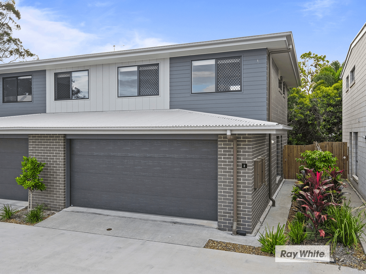 2/8 Kokuso Place, DOOLANDELLA, QLD 4077