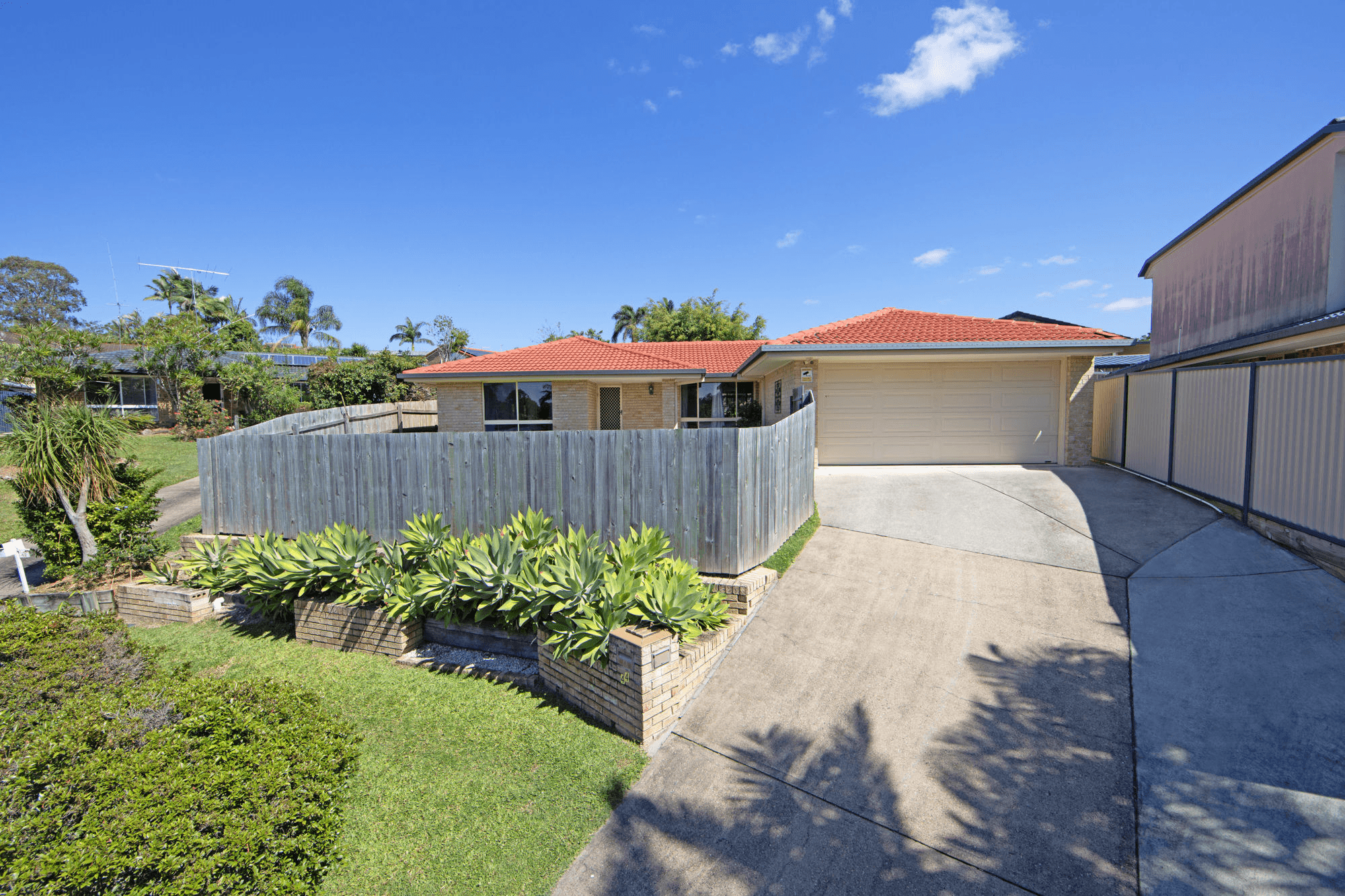 44 Ziedan Drive, MUDGEERABA, QLD 4213