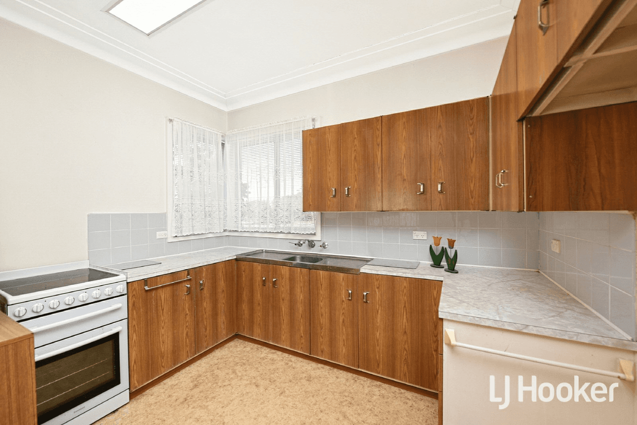 16 Woodland Road, CHESTER HILL, NSW 2162