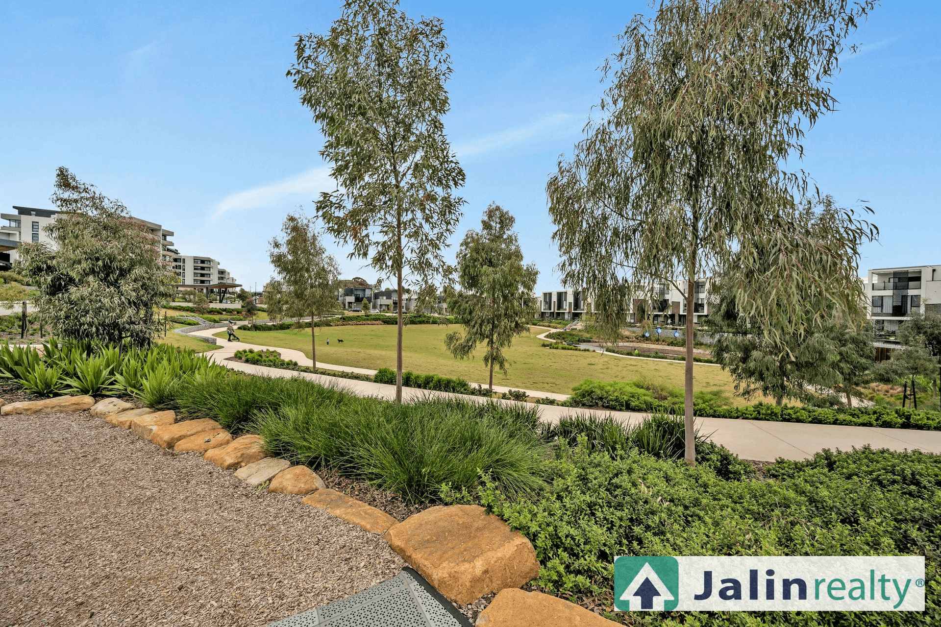 16 Bluestone Avenue, Burwood East, VIC 3151