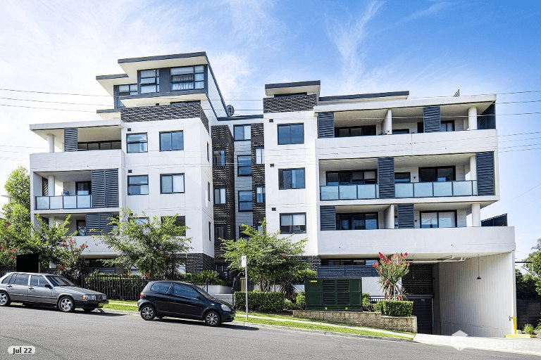 17/1 Werombi Road, MOUNT COLAH, NSW 2079