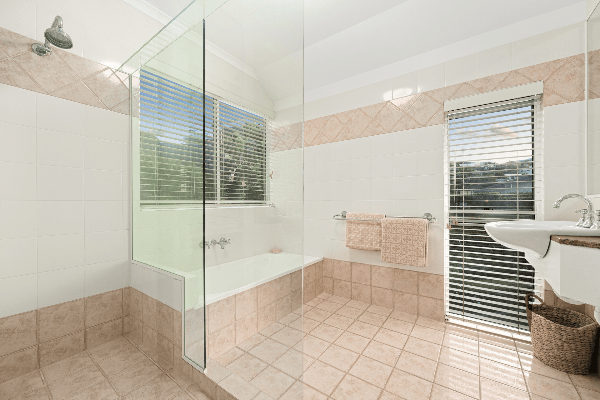 12 Tulong Court, Buderim, QLD 4556