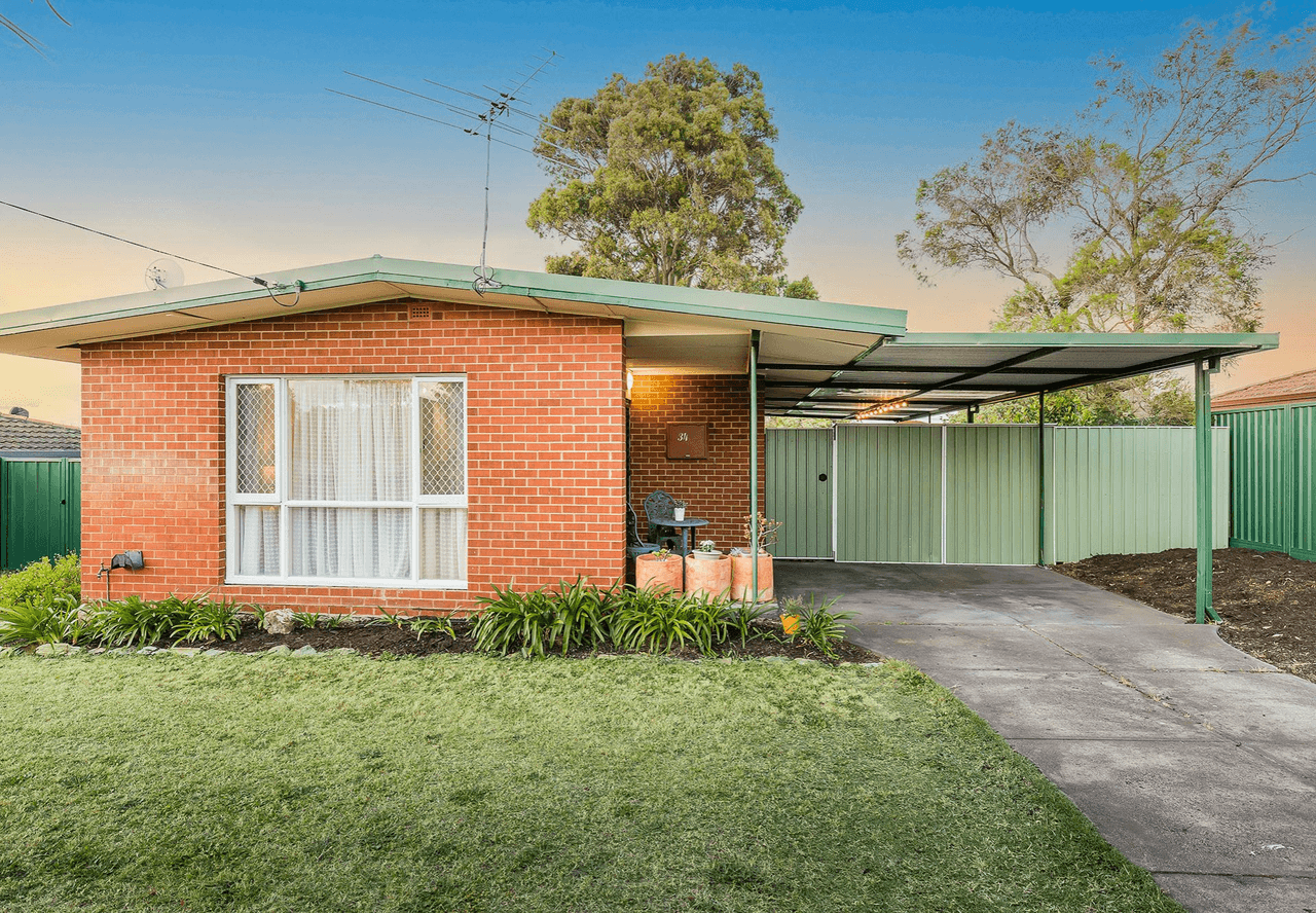 34 Buntine Way, GIRRAWHEEN, WA 6064