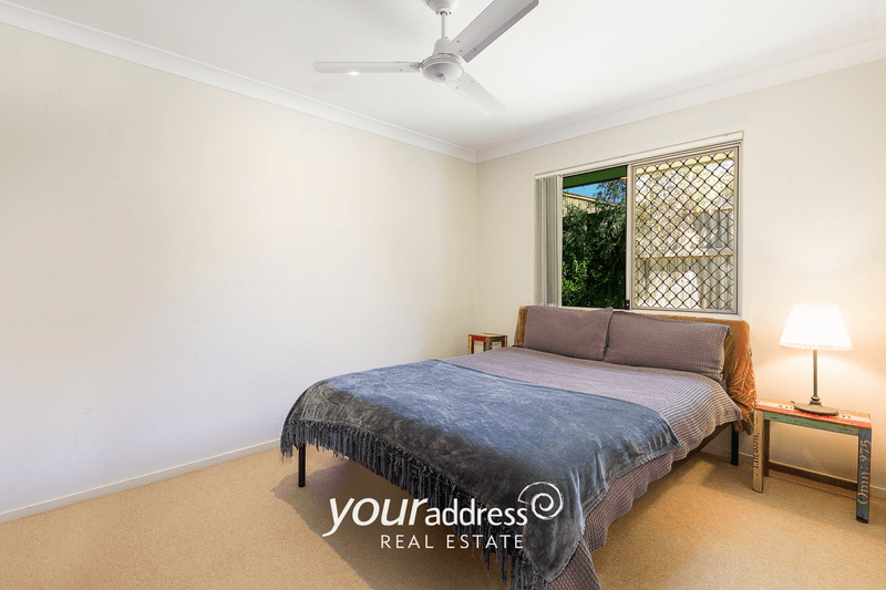 16 Chaka Street, HILLCREST, QLD 4118