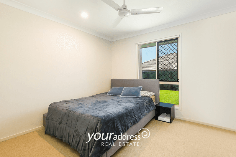 16 Chaka Street, HILLCREST, QLD 4118