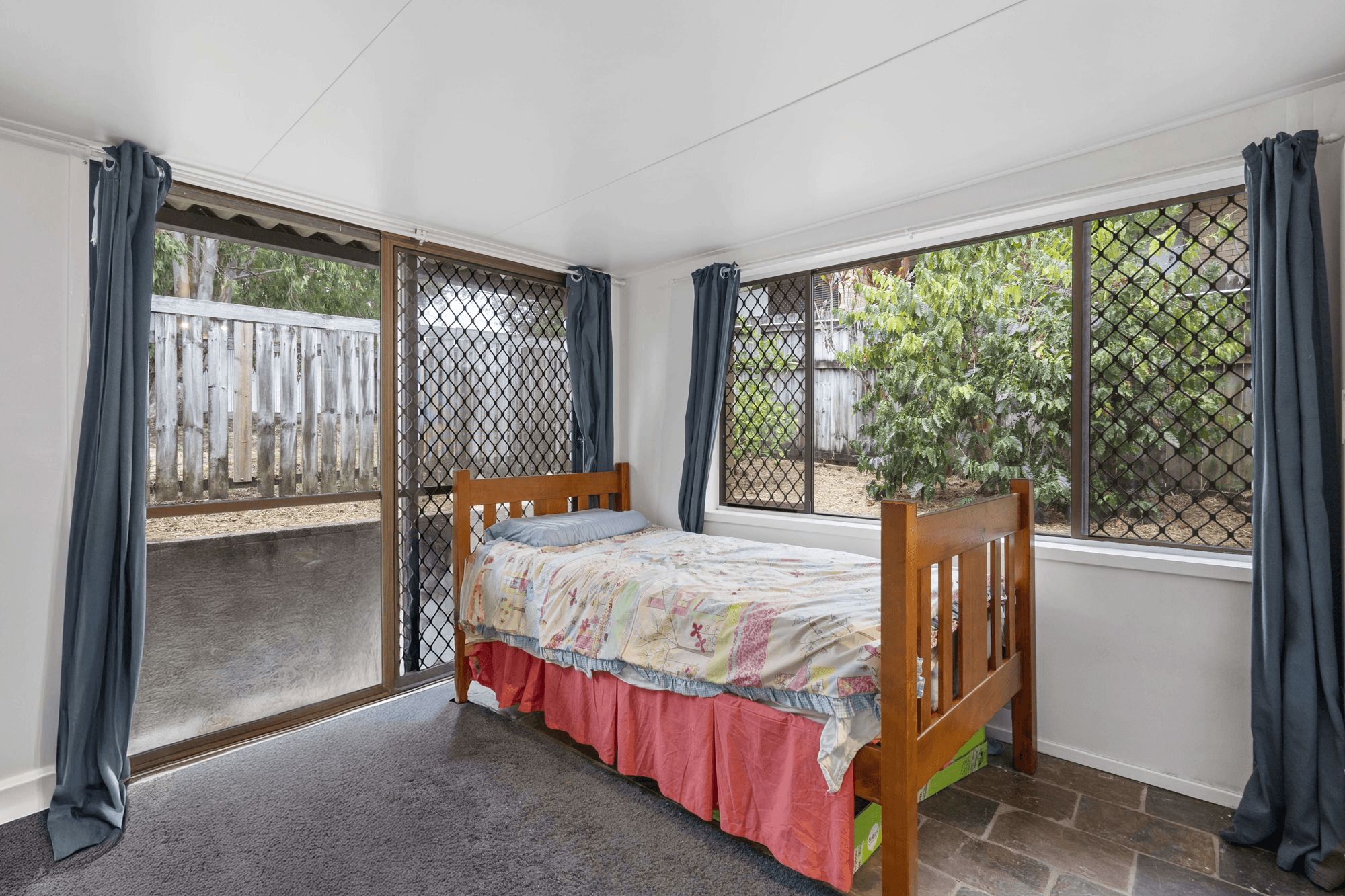 27 Garbala Drive, STRATHPINE, QLD 4500