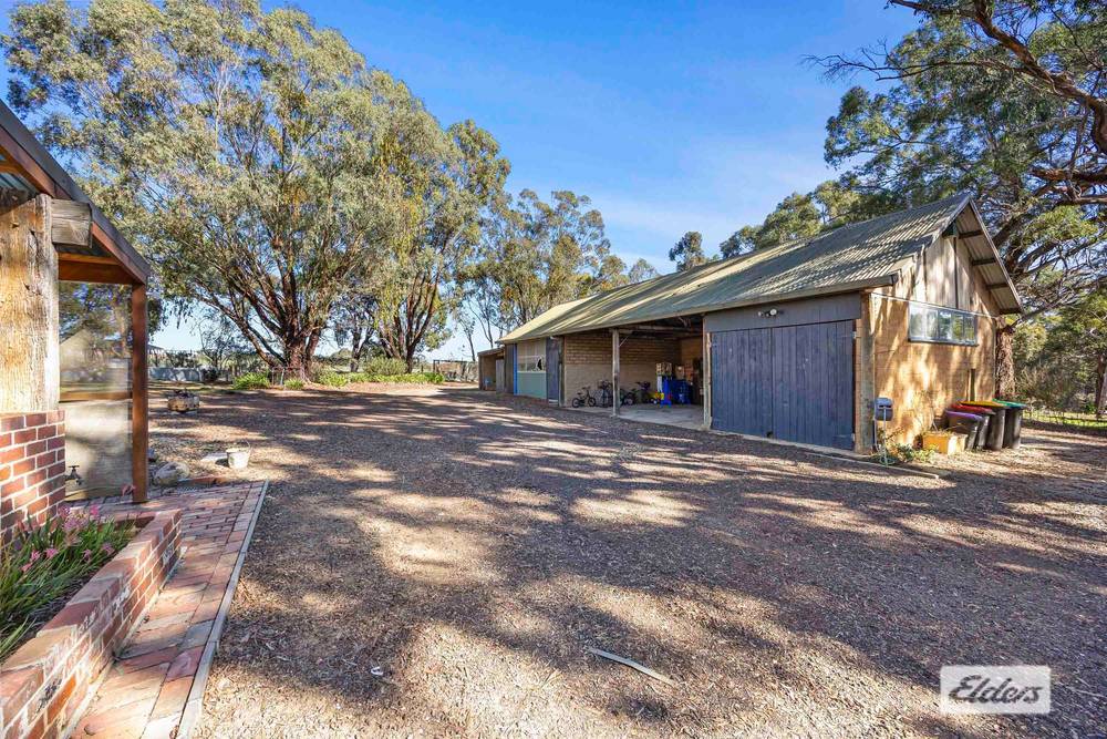 23 Bolton Road, Moyston, VIC 3377