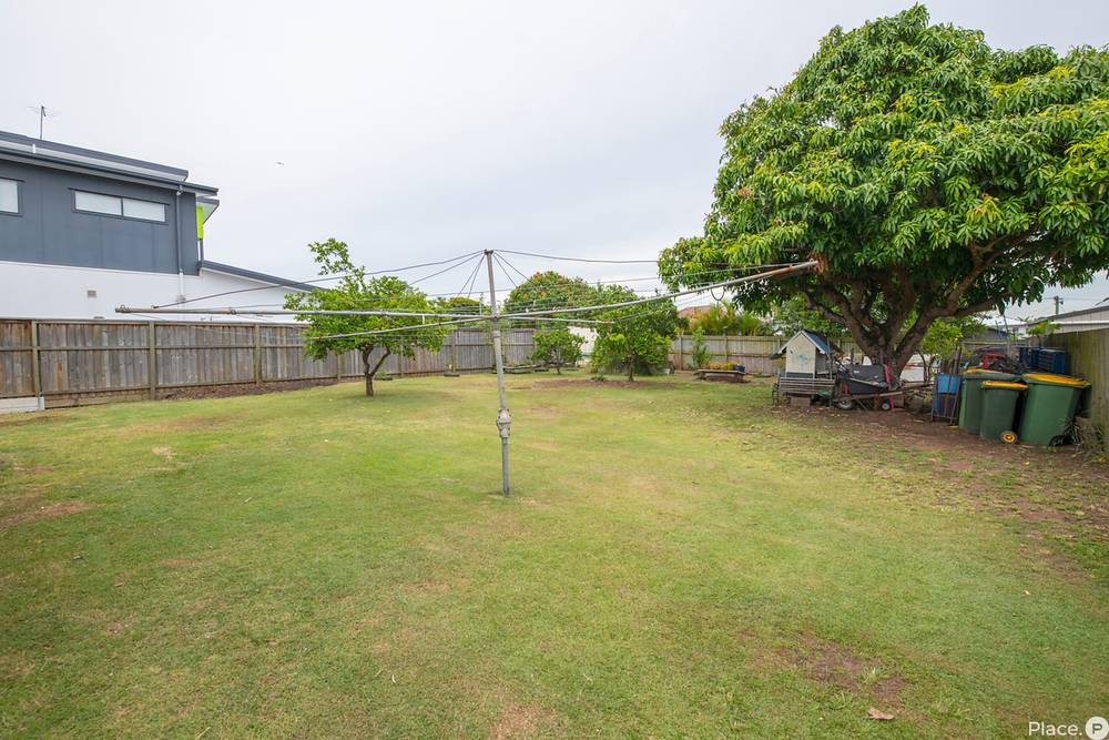 386 Richmond Road, Cannon Hill, QLD 4170