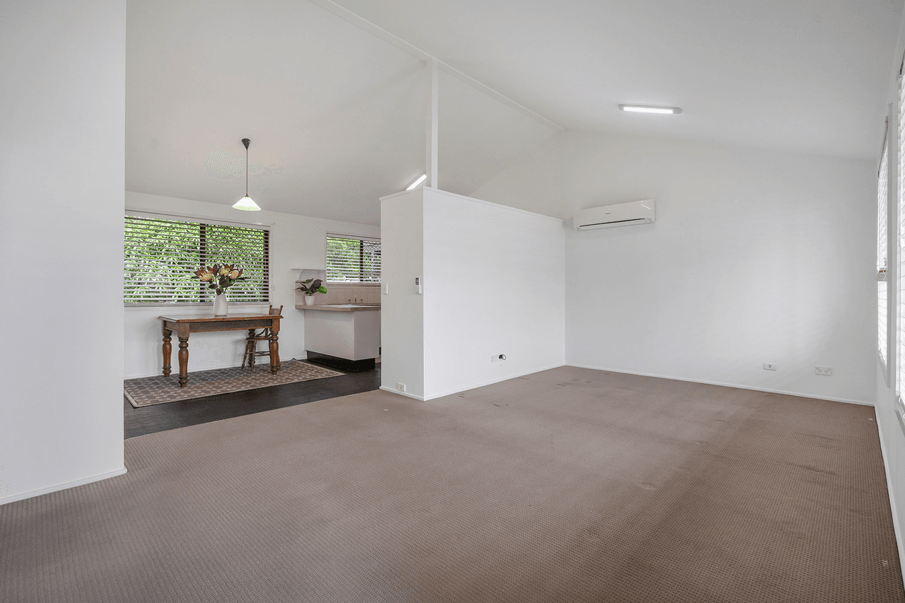 4 Fern Court, BETHANIA, QLD 4205