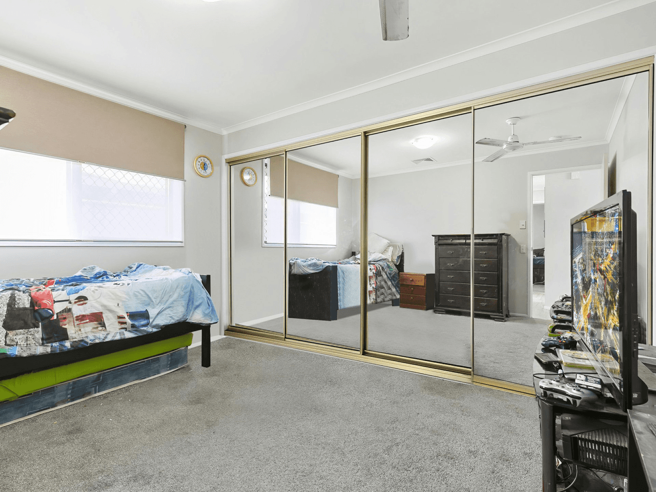 5 Banks Street, BANKSIA BEACH, QLD 4507