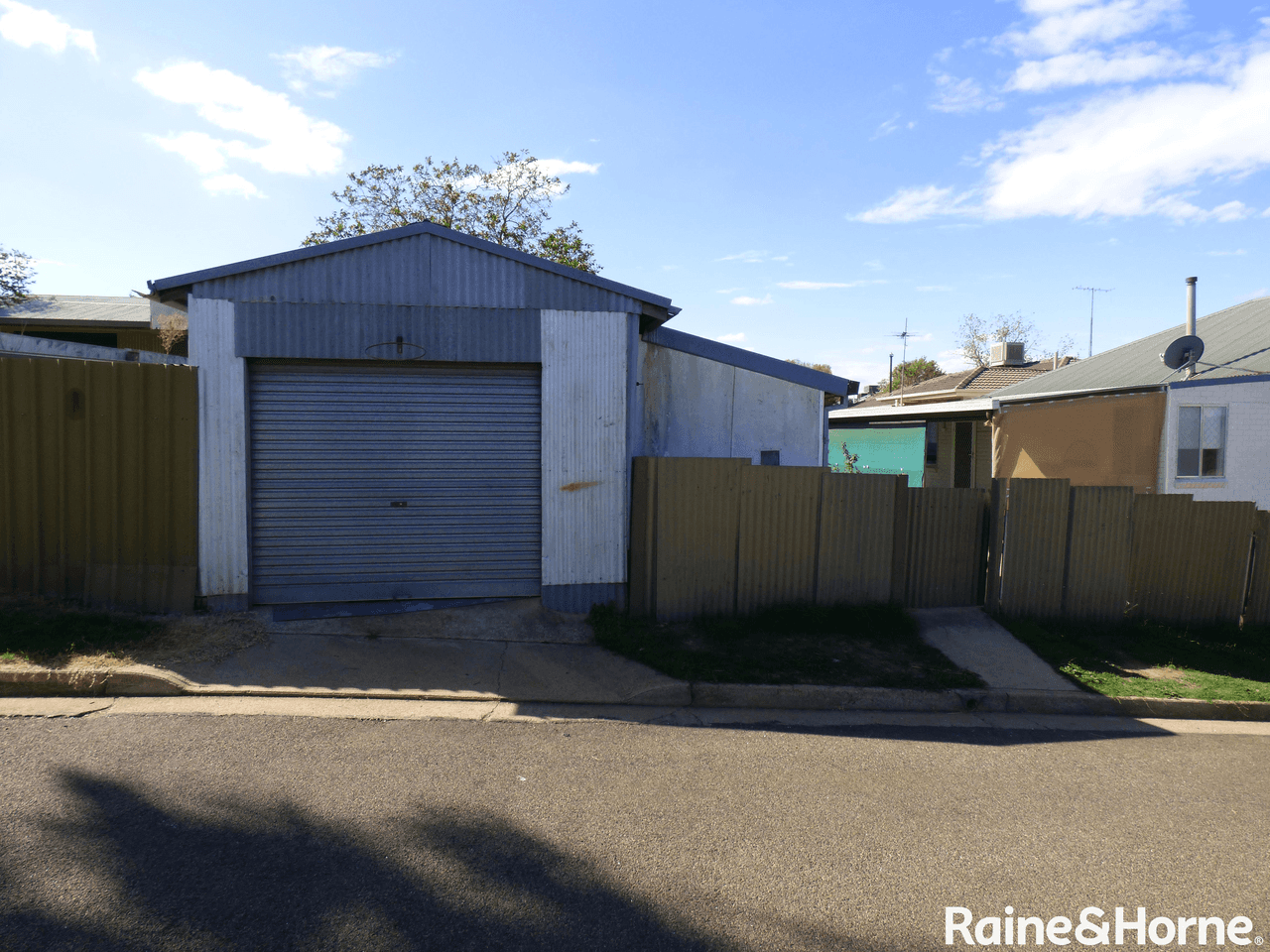 1 Lansdowne Street, YOUNG, NSW 2594