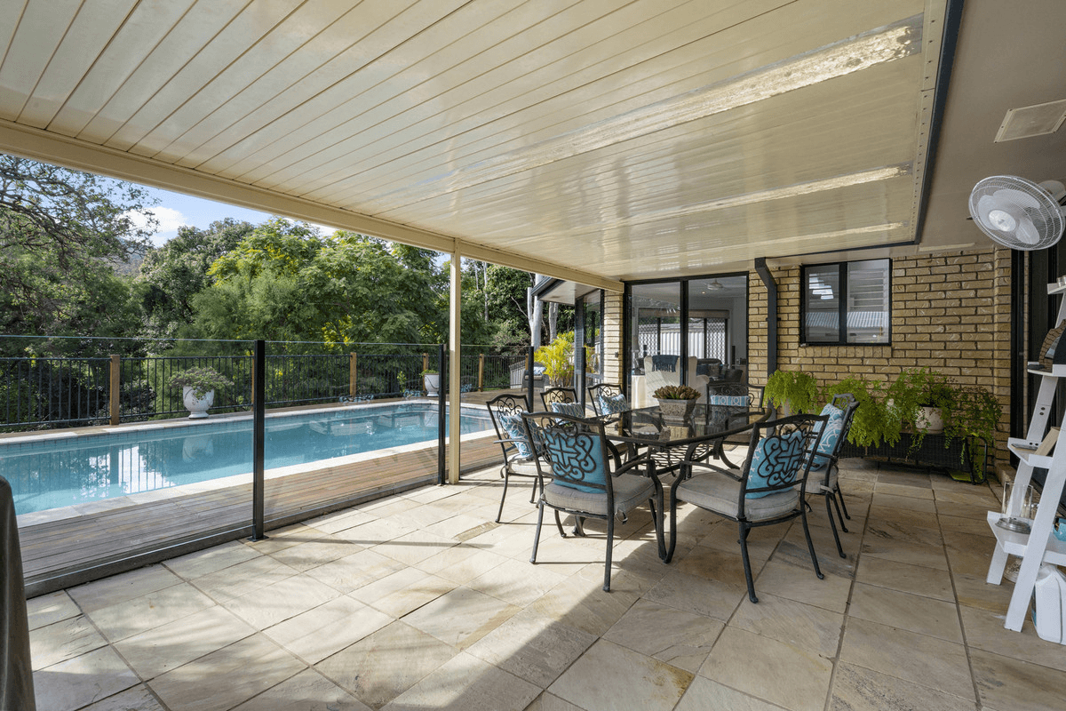 8 Riverbend Drive, CANUNGRA, QLD 4275