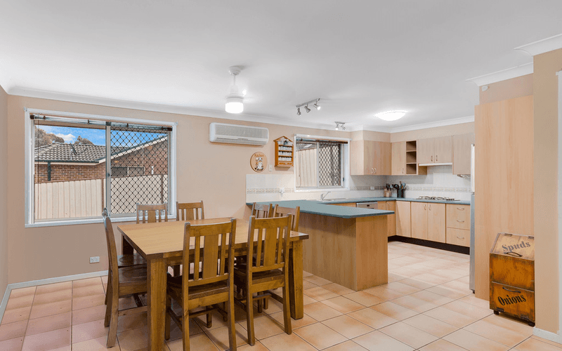 1 Garling Place, CURRANS HILL, NSW 2567