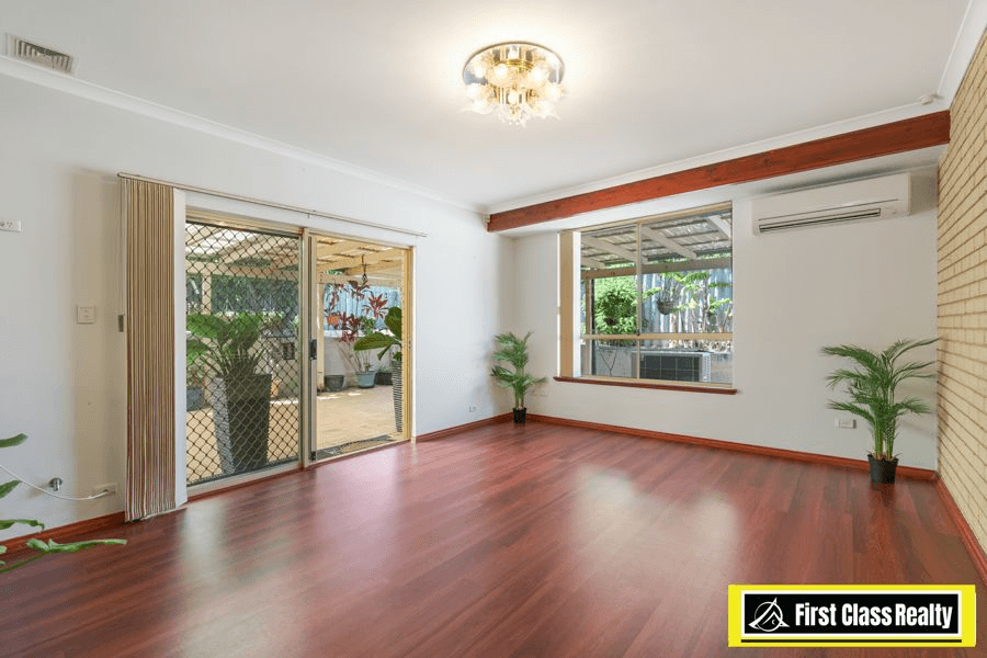 24 Penshurst Street, MARANGAROO, WA 6064