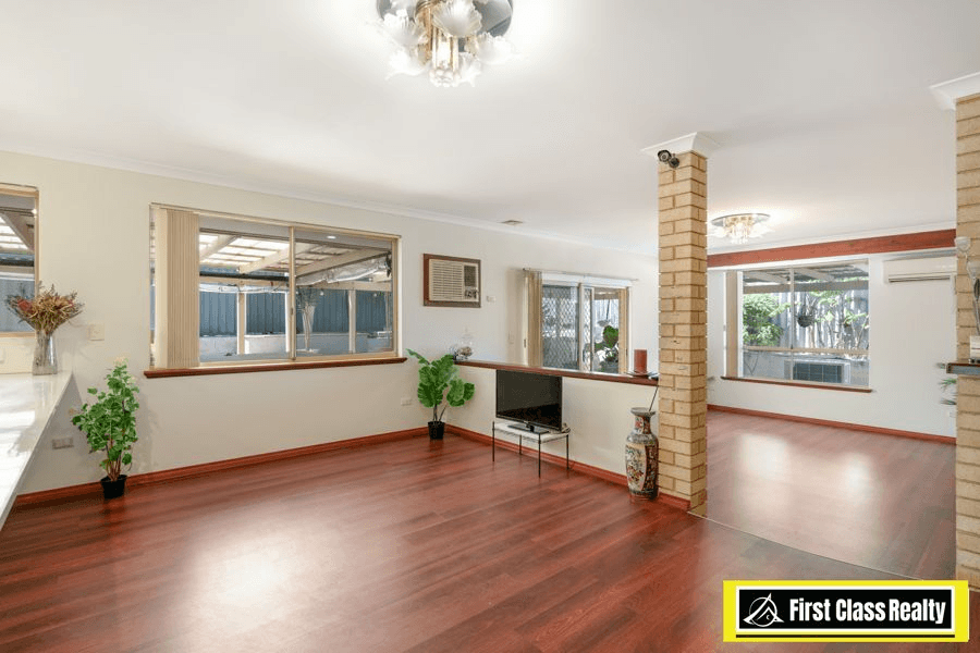 24 Penshurst Street, MARANGAROO, WA 6064