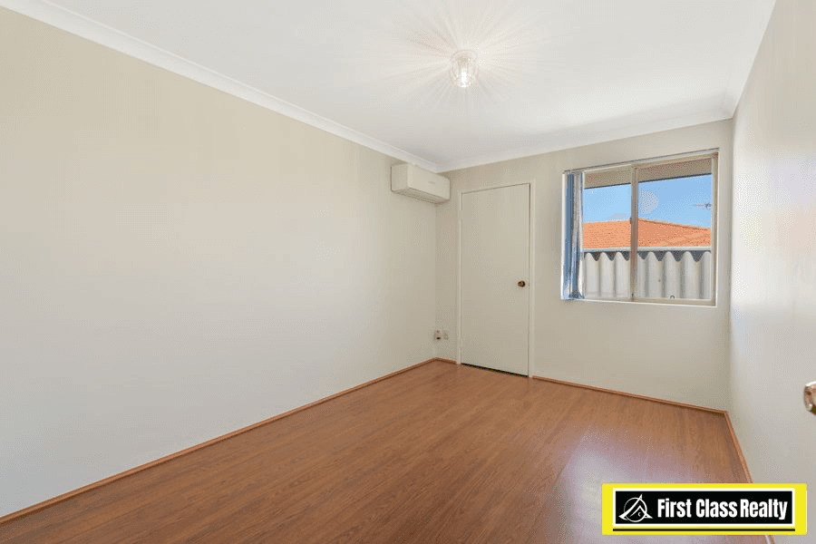 24 Penshurst Street, MARANGAROO, WA 6064