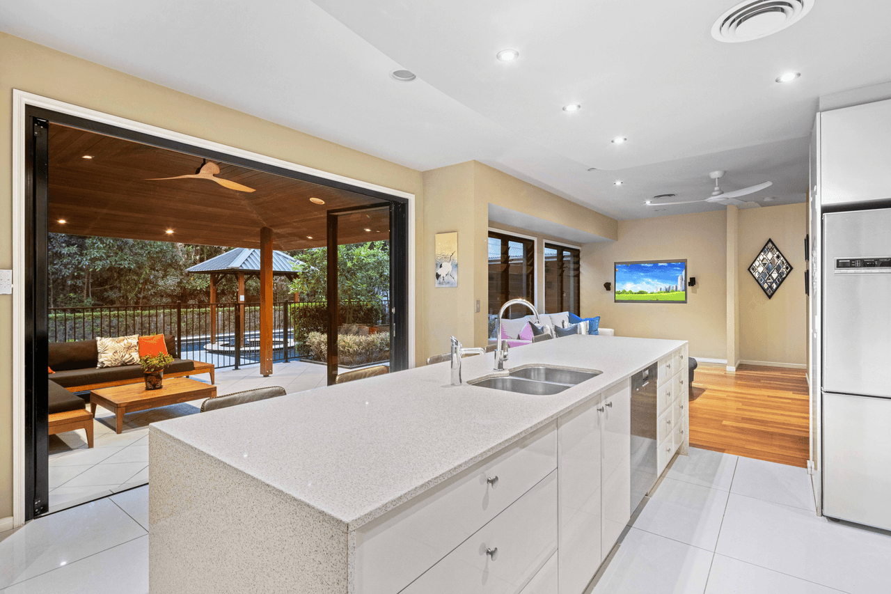 134 Nojoor Road, Mudjimba, QLD 4564