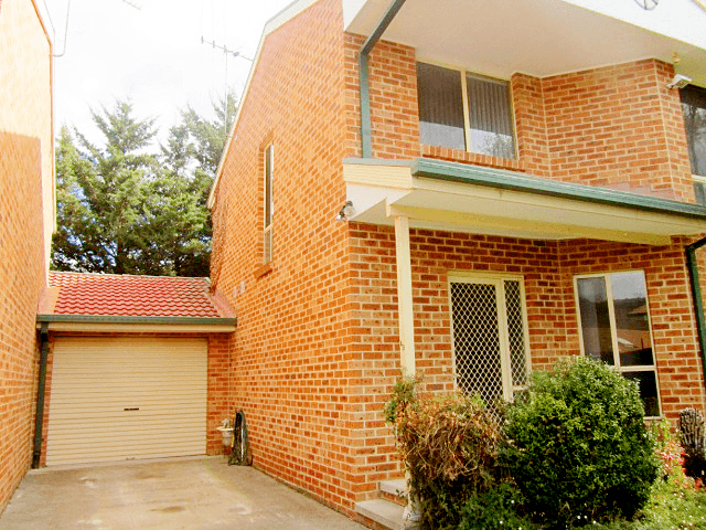 4/8B Booth St, Queanbeyan, NSW 2620