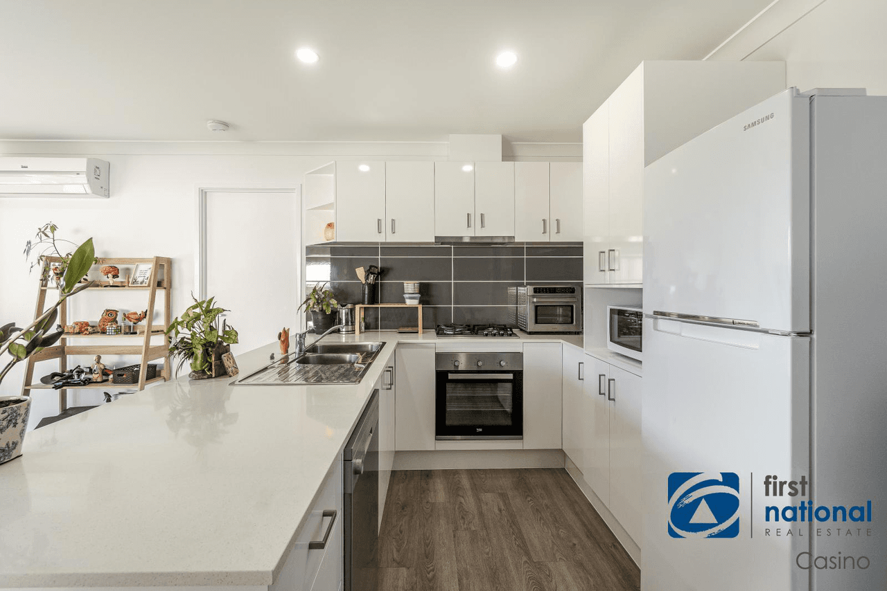 11A and B Grevillea Place, CASINO, NSW 2470