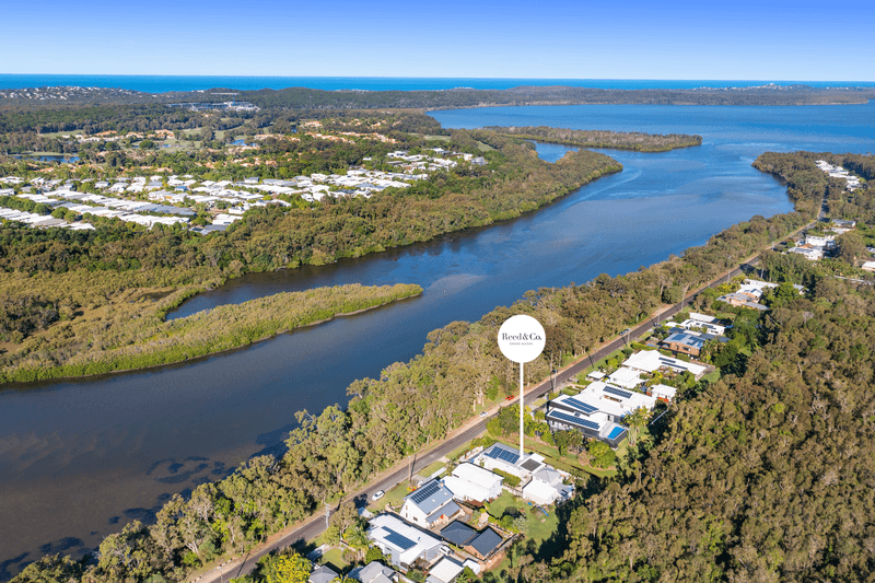 81 Lake Weyba Drive, Noosaville, QLD 4566