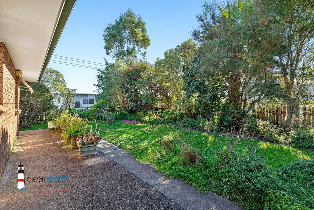 8 Maunsell St, Moruya, NSW 2537