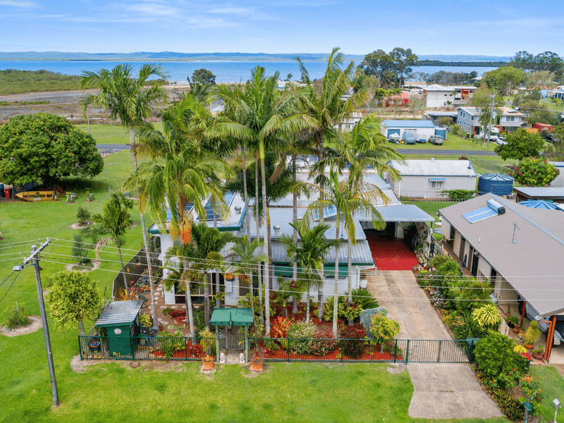 21 First Avenue, MAAROOM, QLD 4650