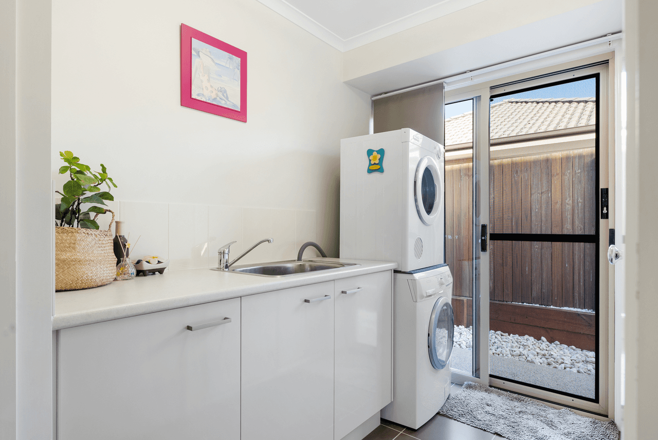 3 Chalk Circuit, NORTH LAKES, QLD 4509