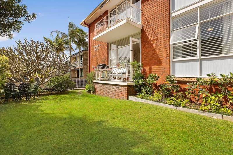 1/2 Harland Road, Fairlight, NSW 2094