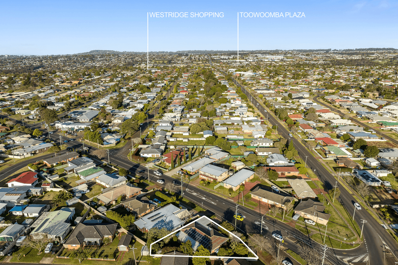 135 Drayton Road, HARRISTOWN, QLD 4350