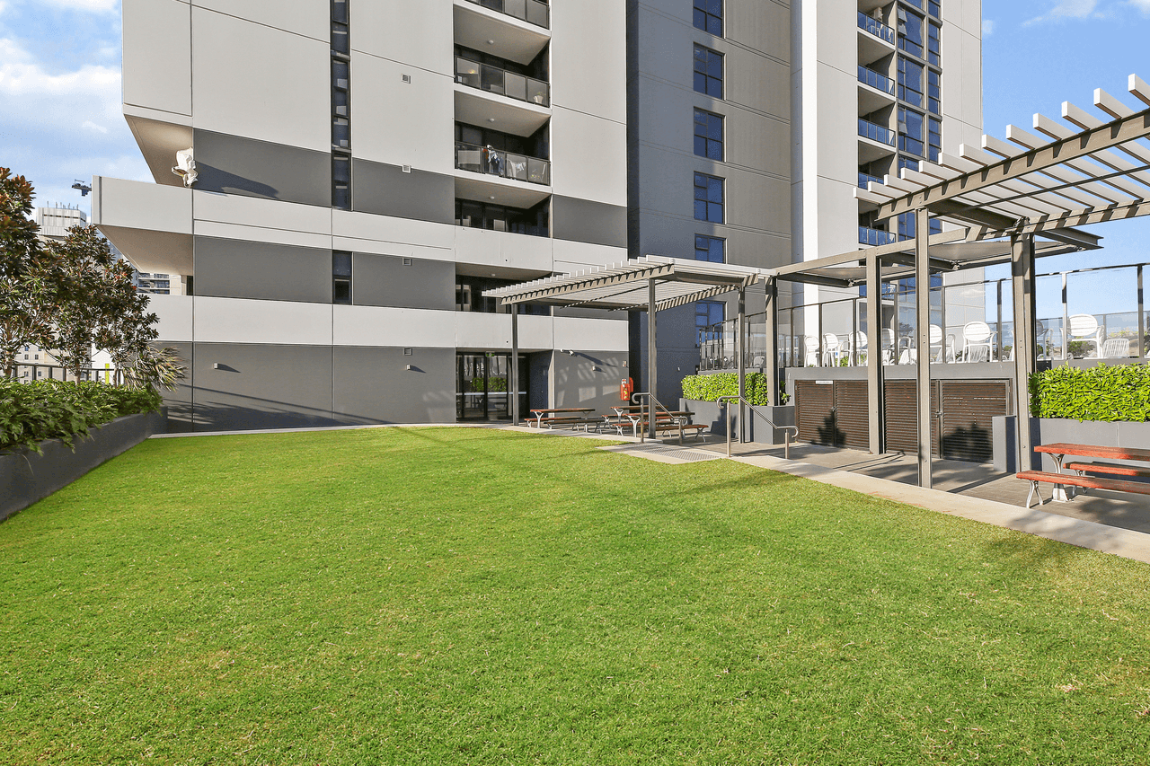 705/420 Macquarie Street, LIVERPOOL, NSW 2170