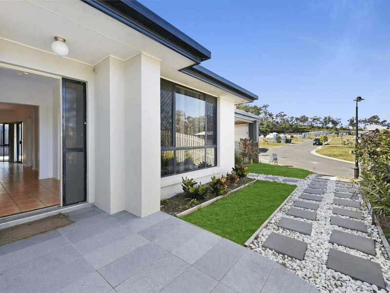 4 Tash Court, WATERFORD, QLD 4133