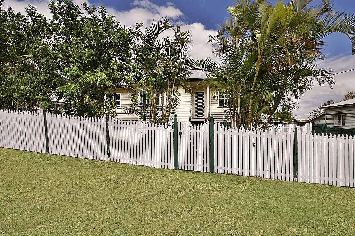 21 Joffre Street, BOOVAL, QLD 4304