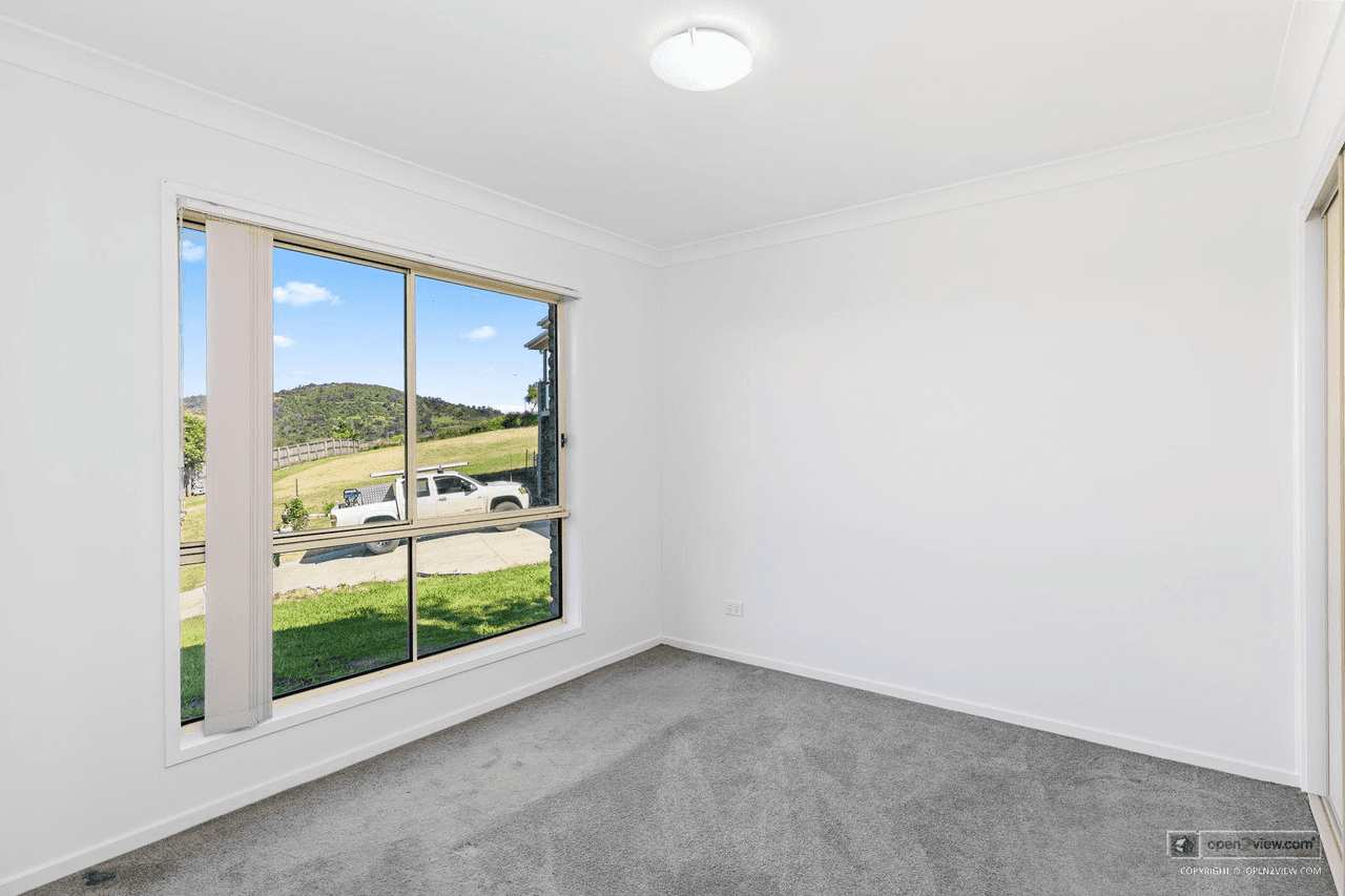 30 Ramsey Court, LOWOOD, QLD 4311