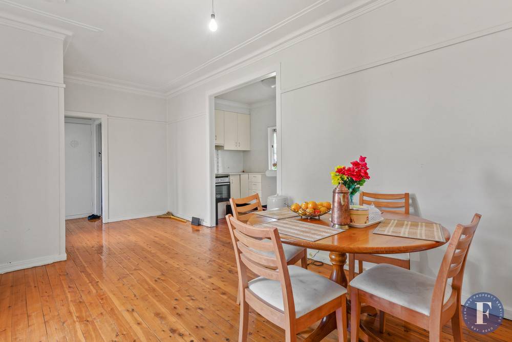 2 Stanley Street, Young, NSW 2594