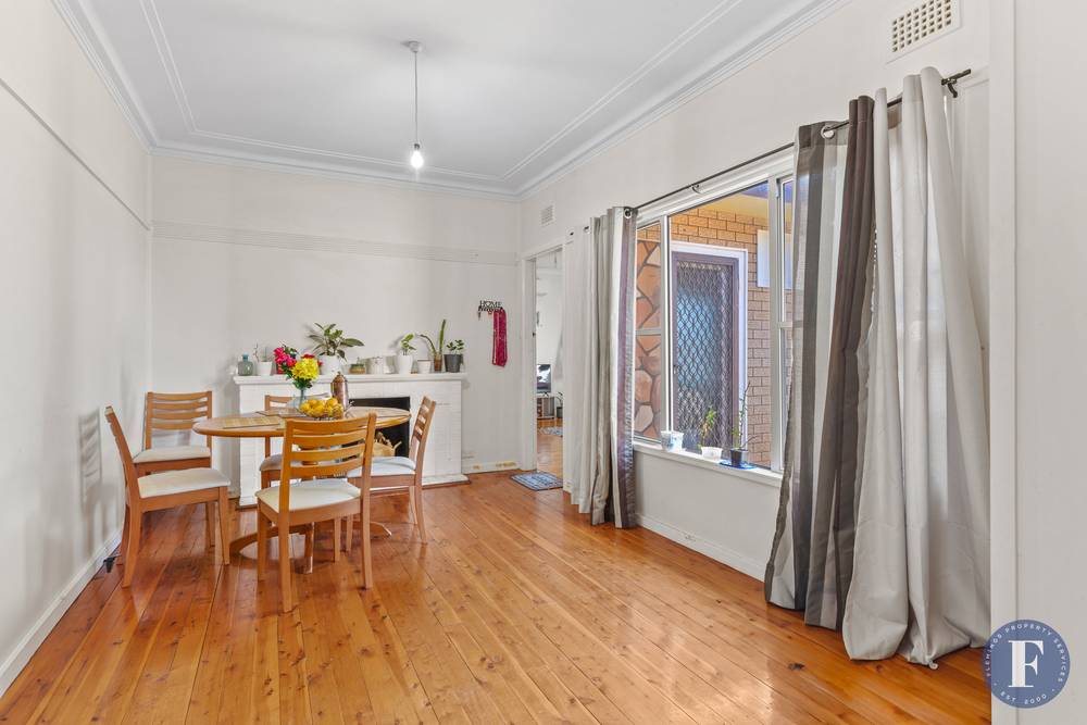 2 Stanley Street, Young, NSW 2594