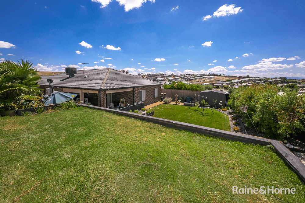 23 Barwick Road, SUNBURY, VIC 3429