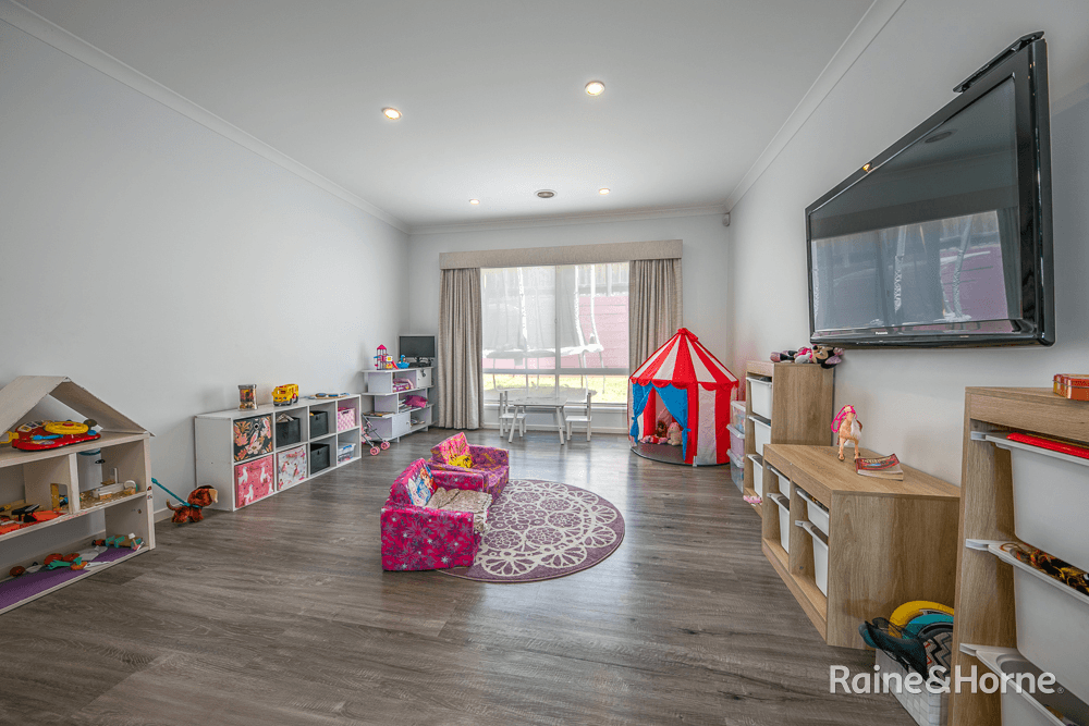 23 Barwick Road, SUNBURY, VIC 3429