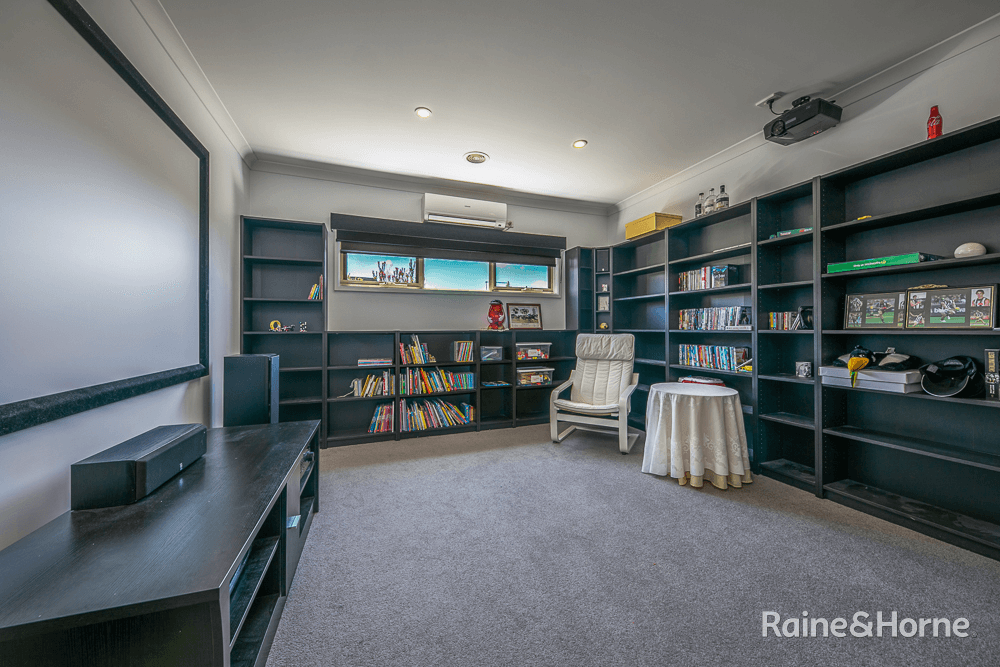 23 Barwick Road, SUNBURY, VIC 3429