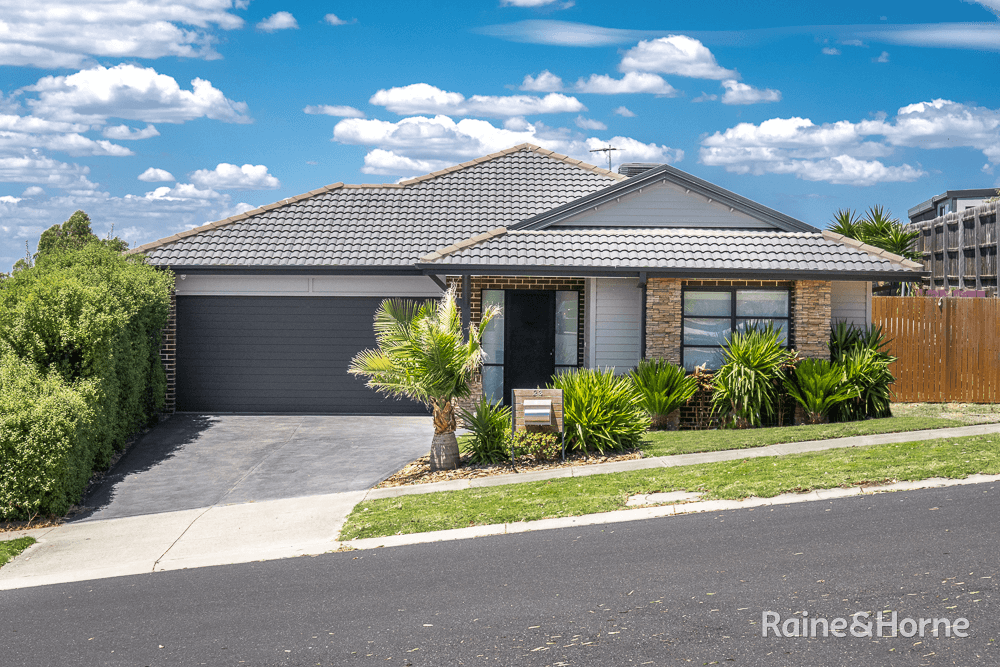 23 Barwick Road, SUNBURY, VIC 3429