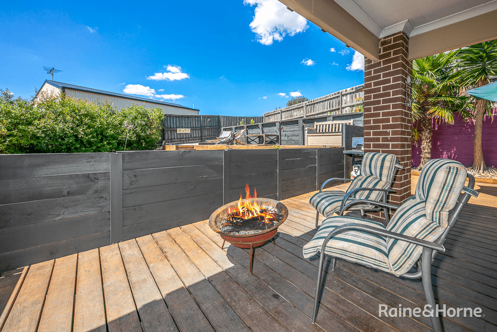 23 Barwick Road, SUNBURY, VIC 3429