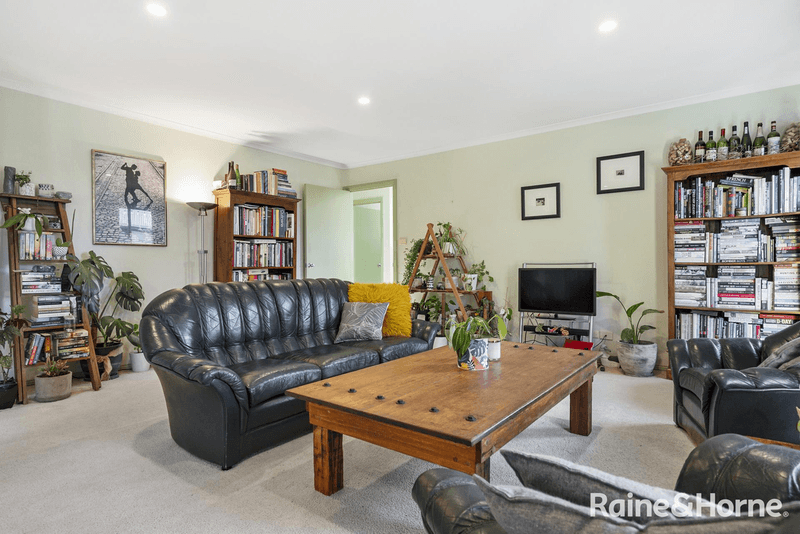 37 Fairview Drive, KINGSTON, TAS 7050