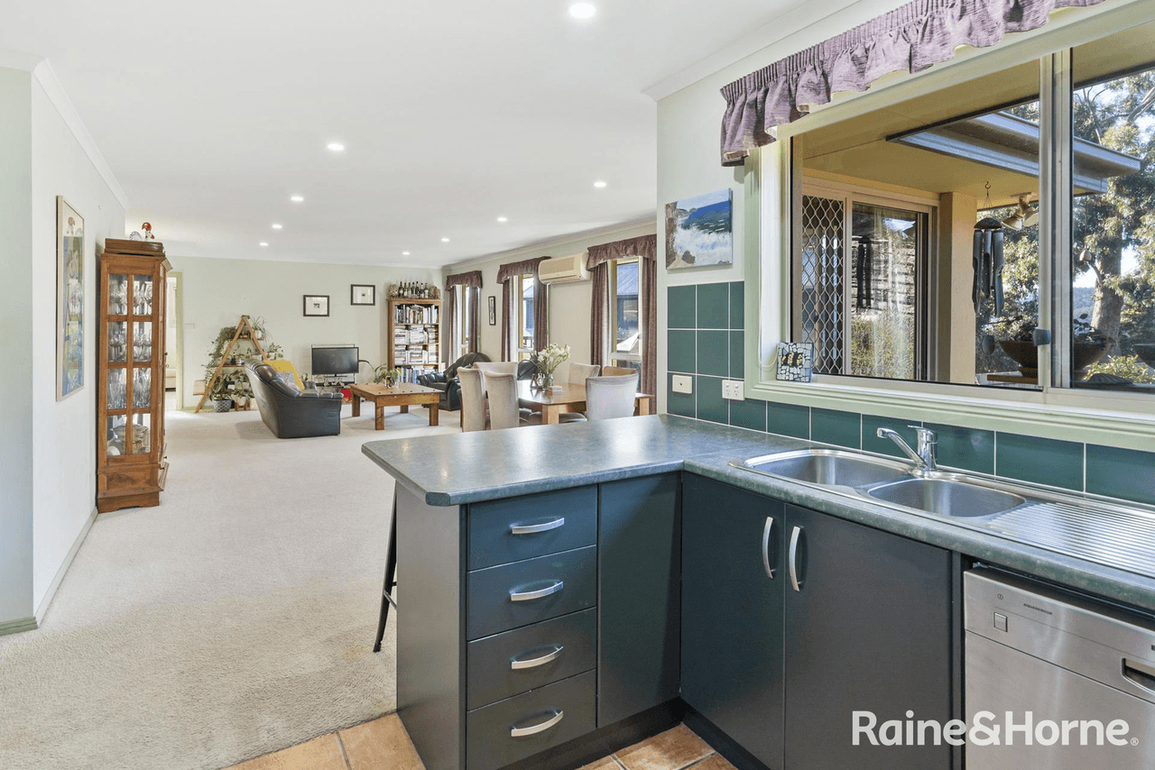 37 Fairview Drive, KINGSTON, TAS 7050