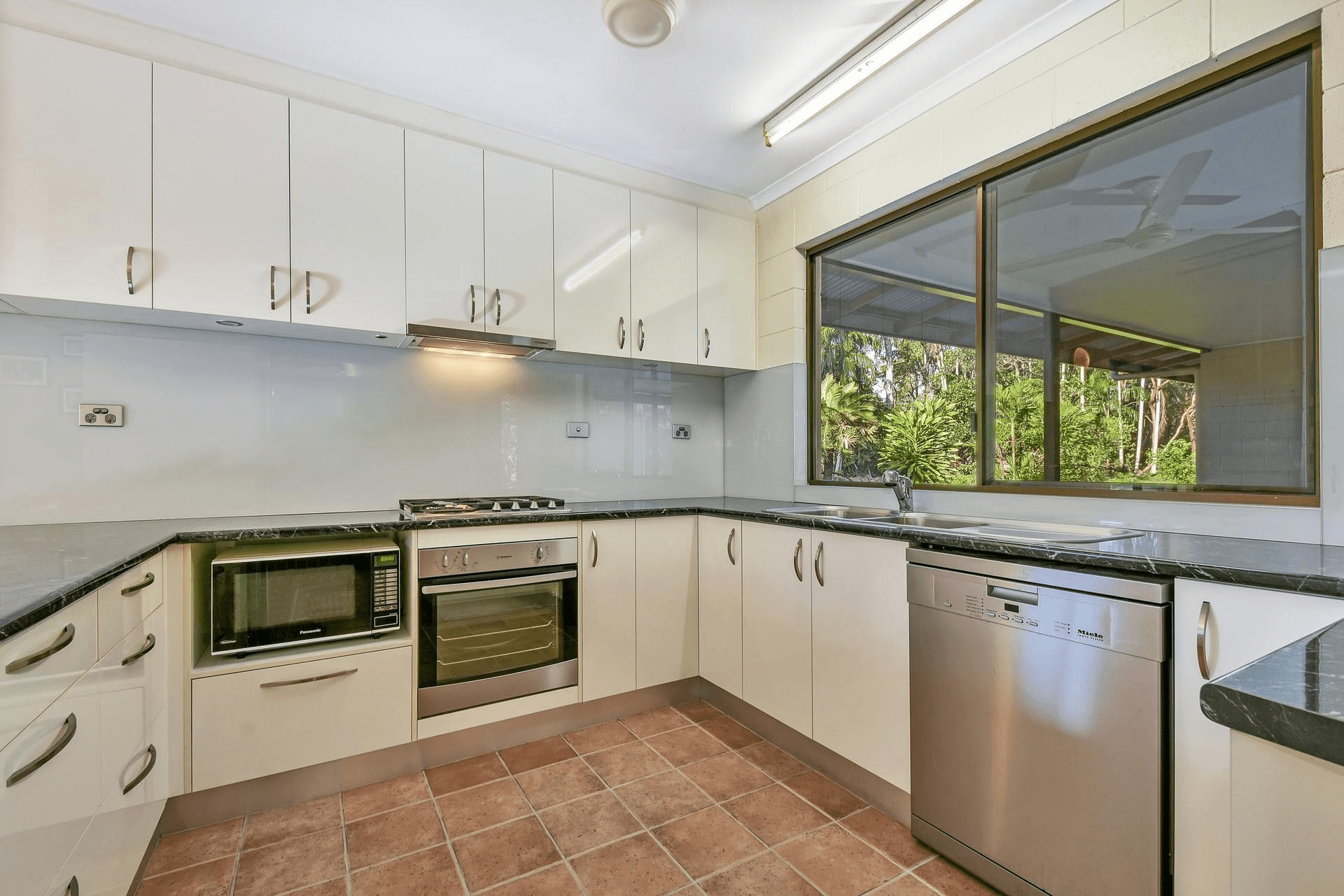 Lot 5/25 McHenry Road, Acacia Hills, NT 0822