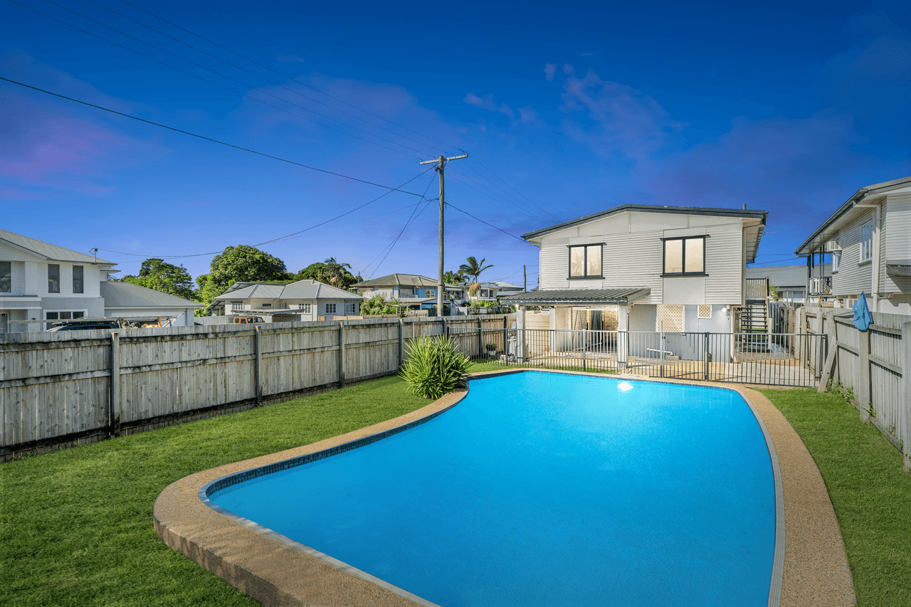 39 Knights Terrace, MARGATE, QLD 4019