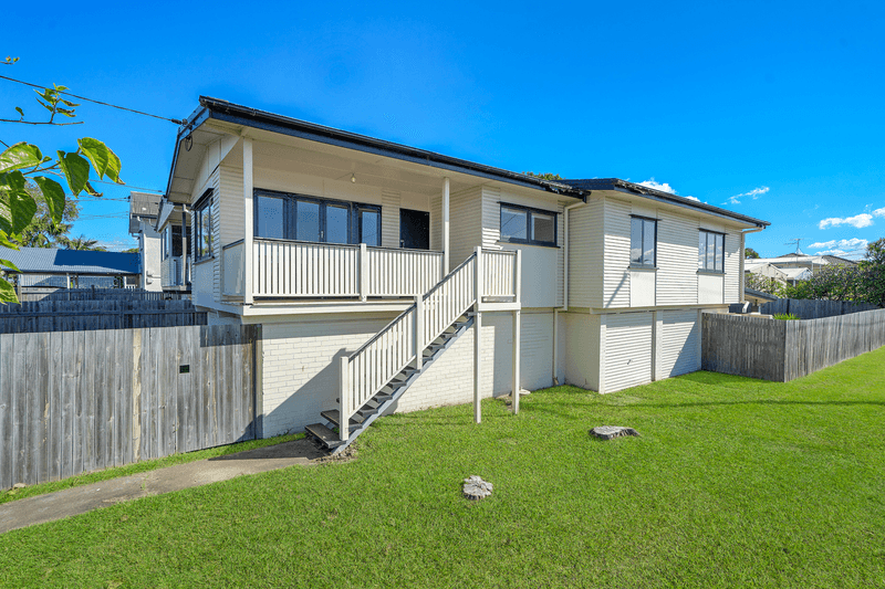 39 Knights Terrace, MARGATE, QLD 4019