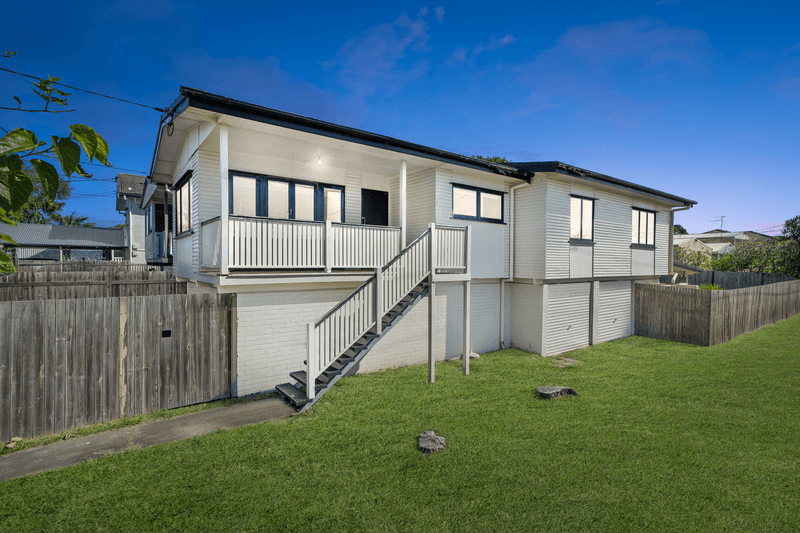 39 Knights Terrace, MARGATE, QLD 4019