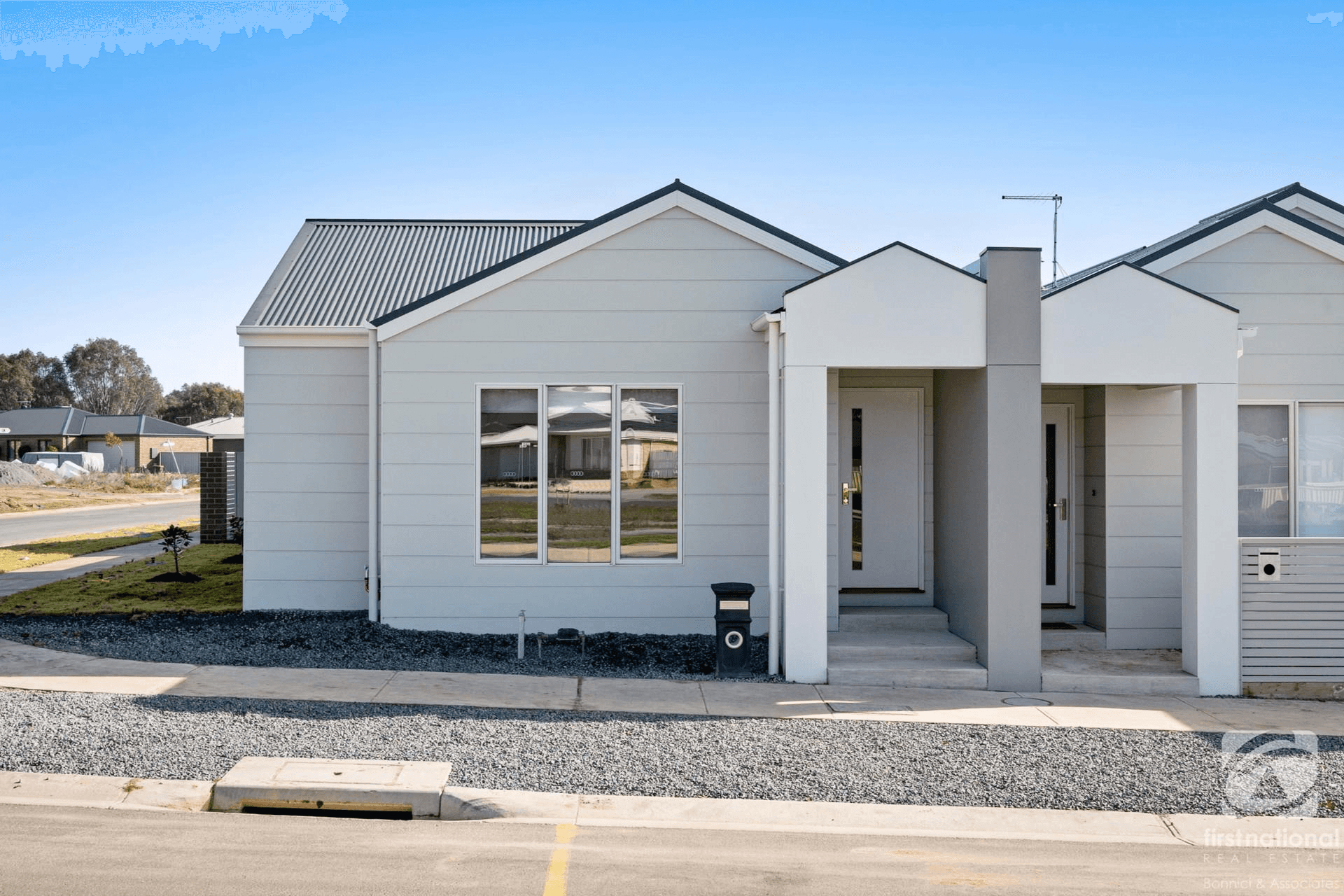 18 Glenwood Boulevard, Baranduda, VIC 3691