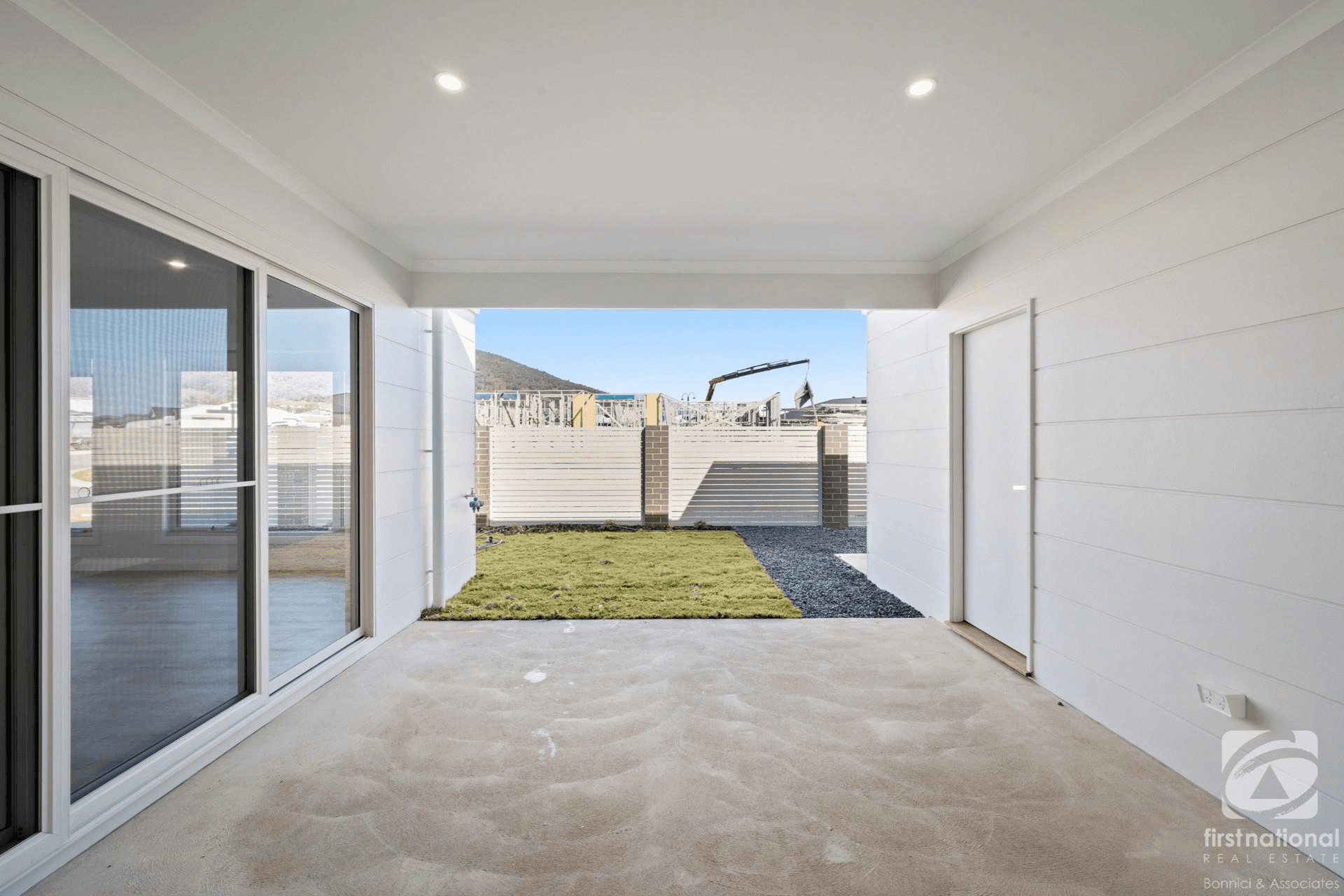 18 Glenwood Boulevard, Baranduda, VIC 3691